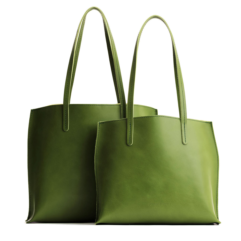 August Tote