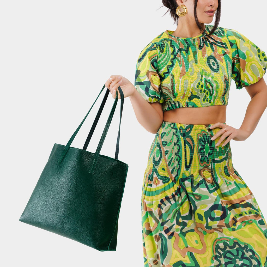 August Tote