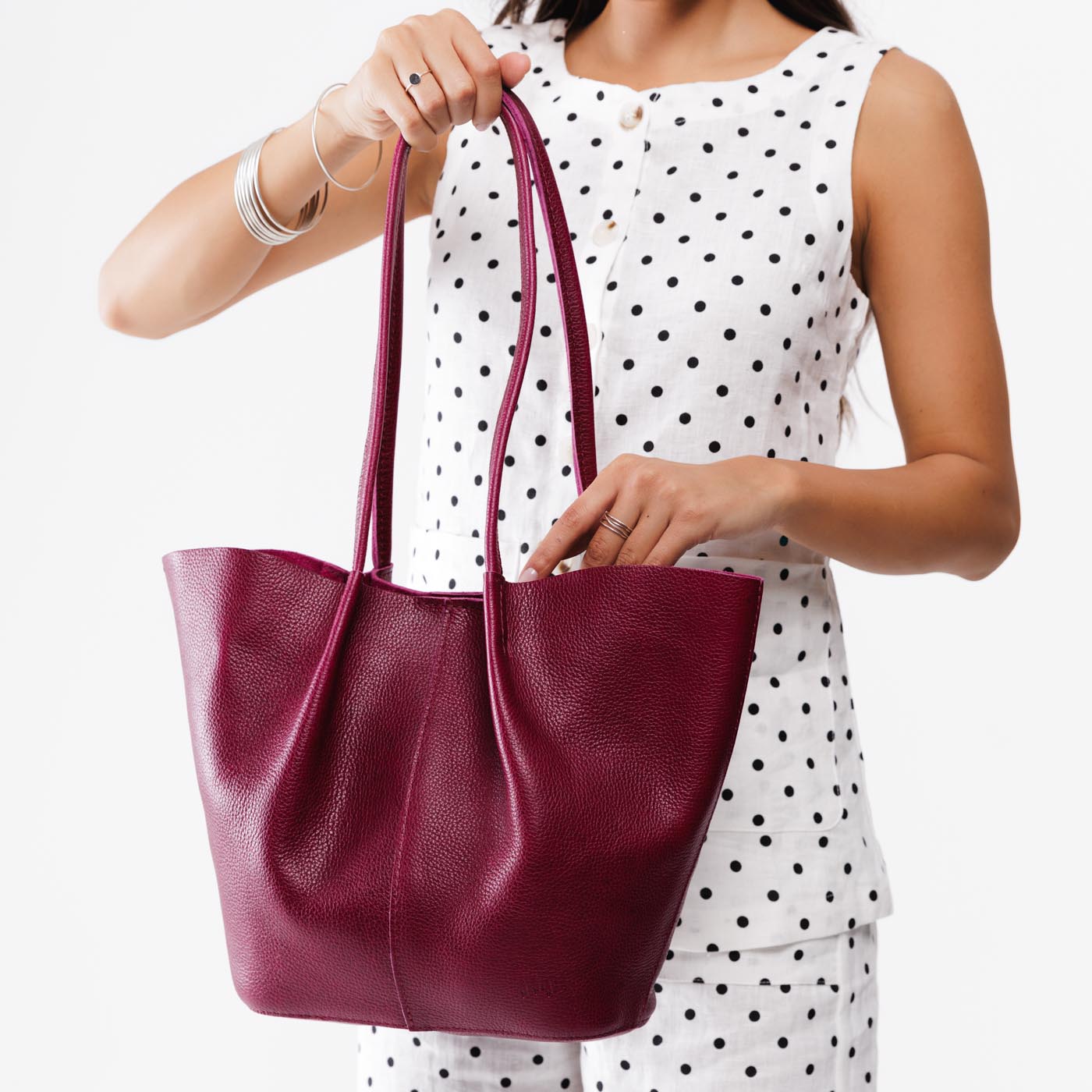 Devan Bucket Tote