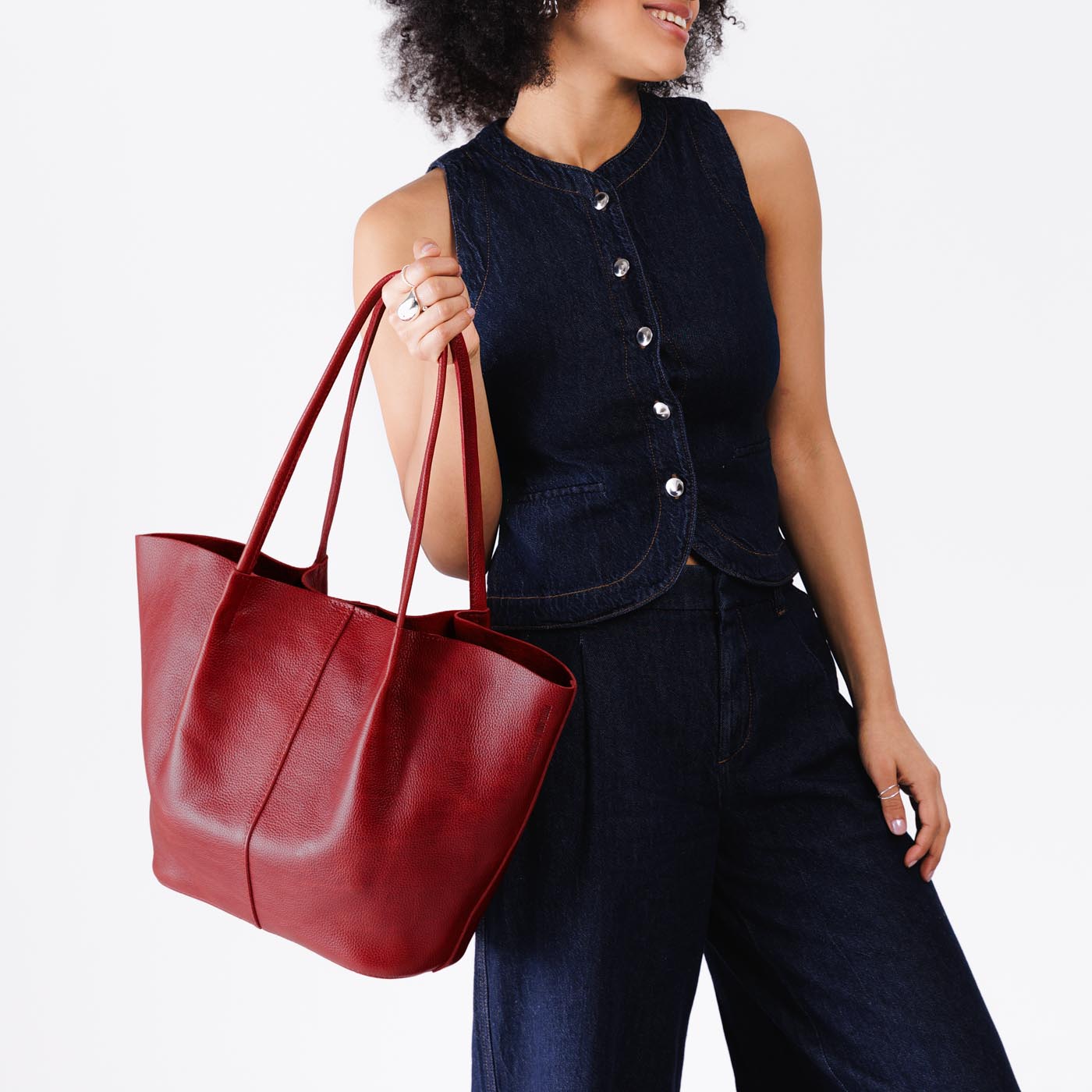 Devan Bucket Tote